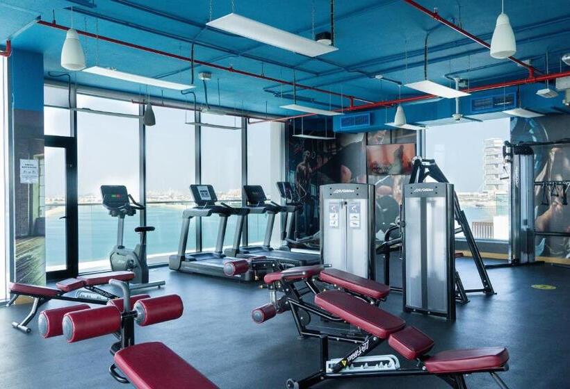 C Central Hotel And Resort The Palm