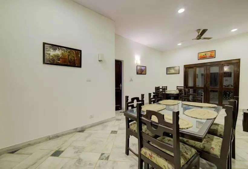 هتل Shubhangni Residency 2 By Oyo Rooms