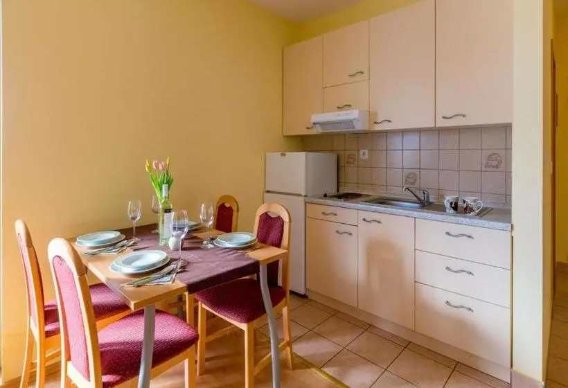 Apartments In Dramalj 42928