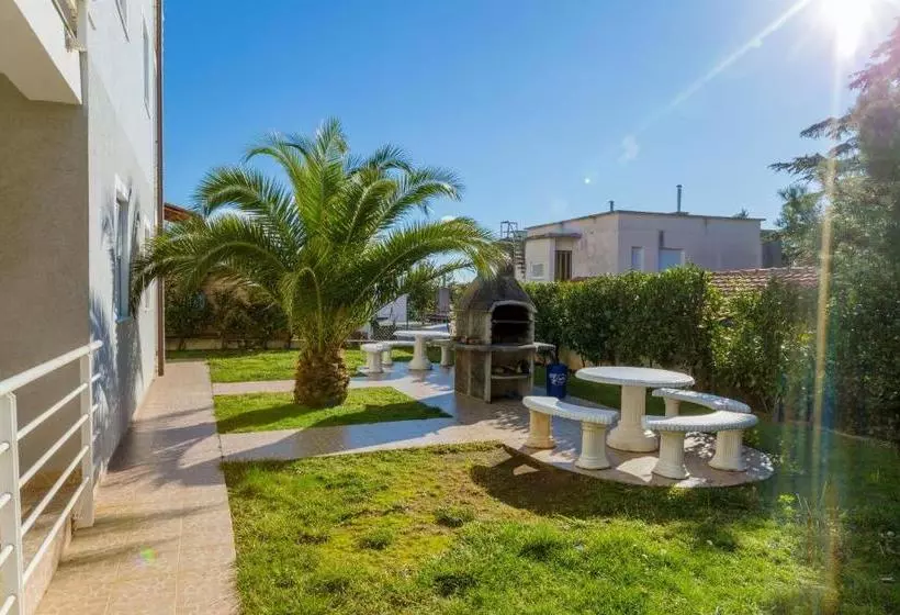 Apartments In Dramalj 42928