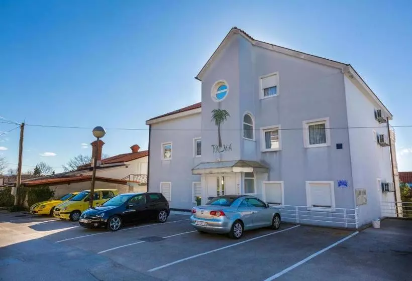 Apartments In Dramalj 42928