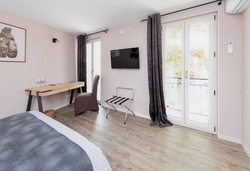 بنسيون Le Relais De La Poste