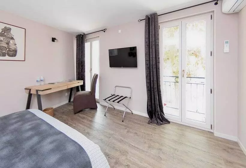 Majatalo Le Relais De La Poste