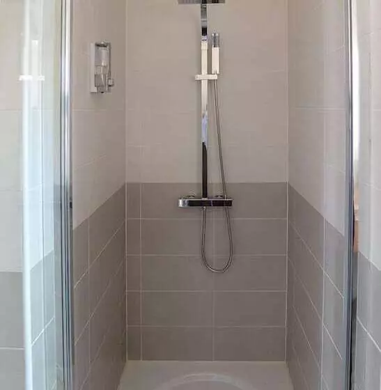 Majatalo Le Relais De La Poste