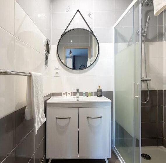 بنسيون Le Relais De La Poste