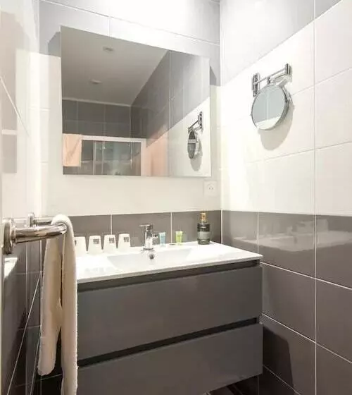 Majatalo Le Relais De La Poste