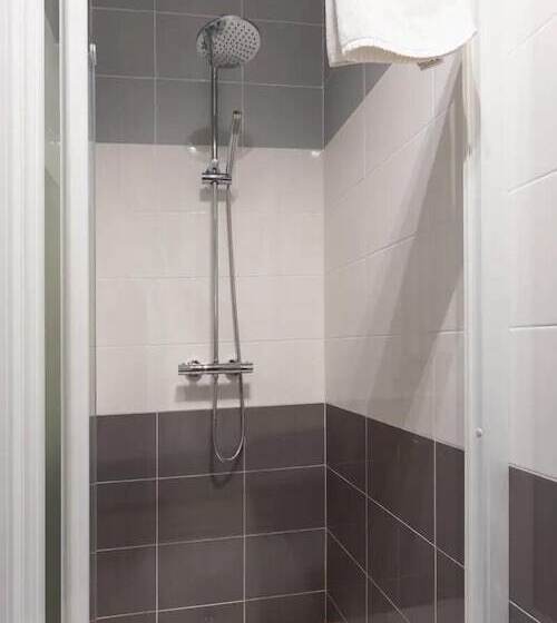 بنسيون Le Relais De La Poste