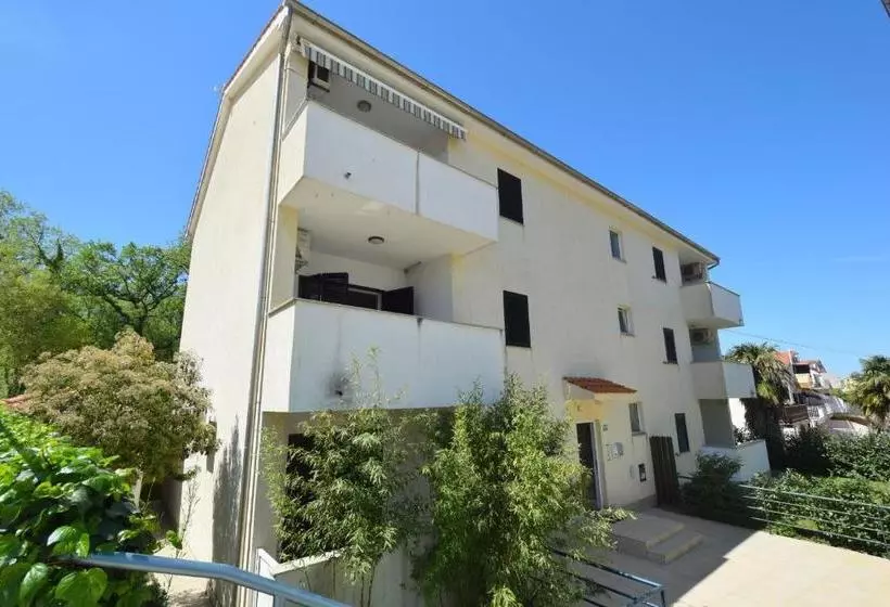Apartment Srecko