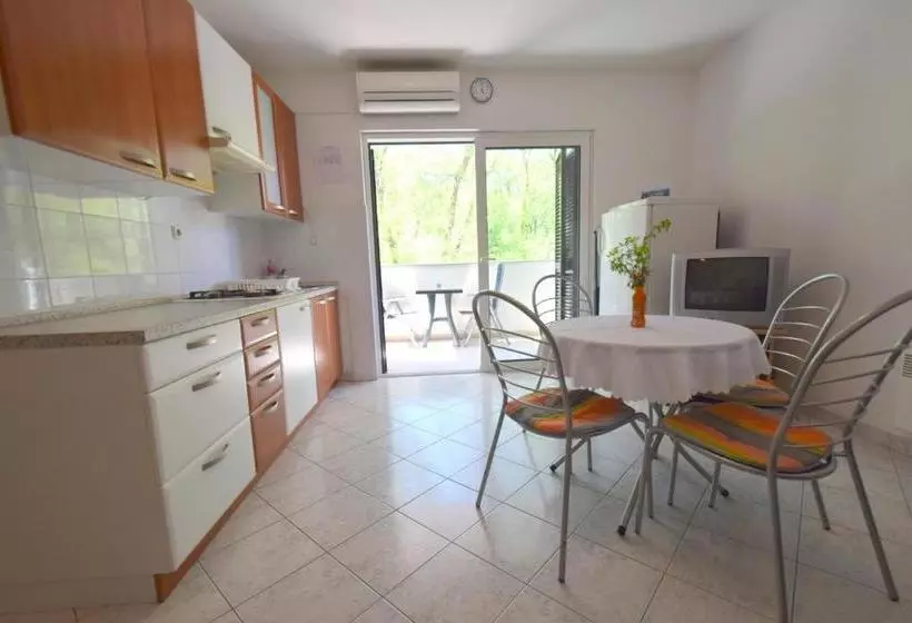 Apartment Srecko