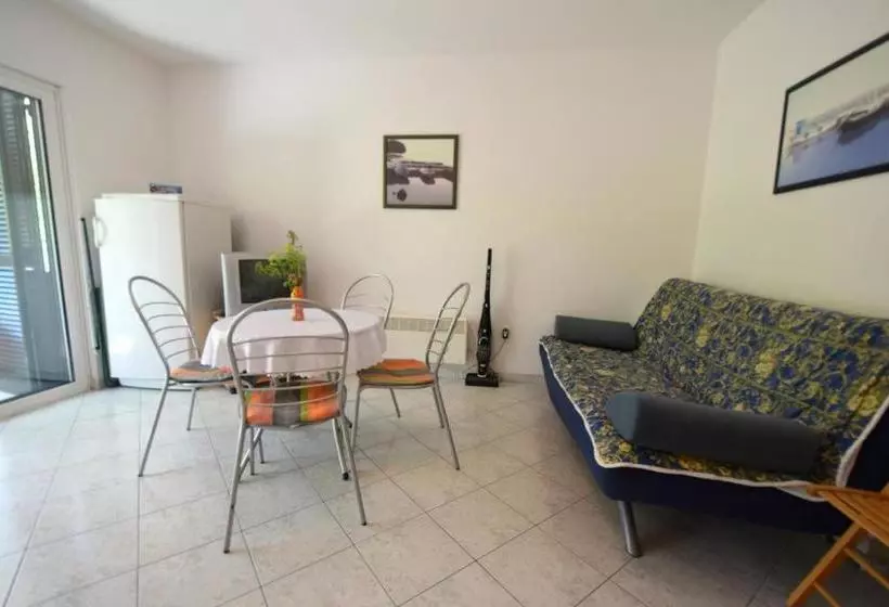 Apartment Srecko