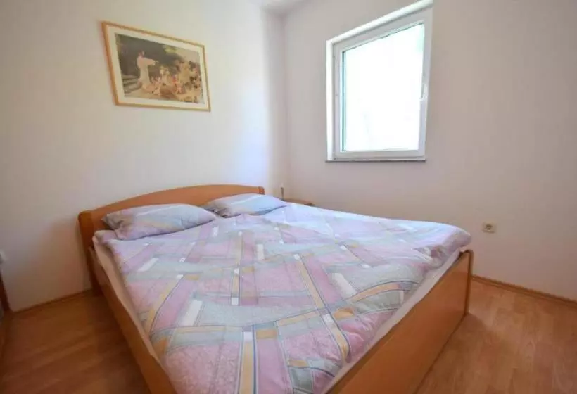 Apartment Srecko