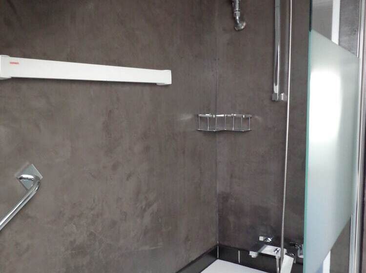 Exclusive Apartment   Rees