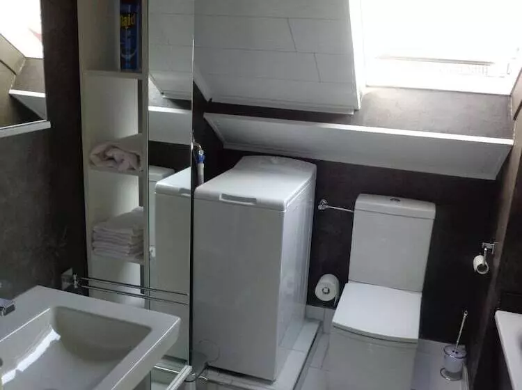 Exclusive Apartment   Rees