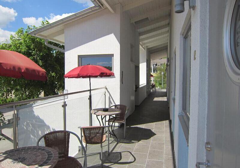 בית מלון כפרי Staylong