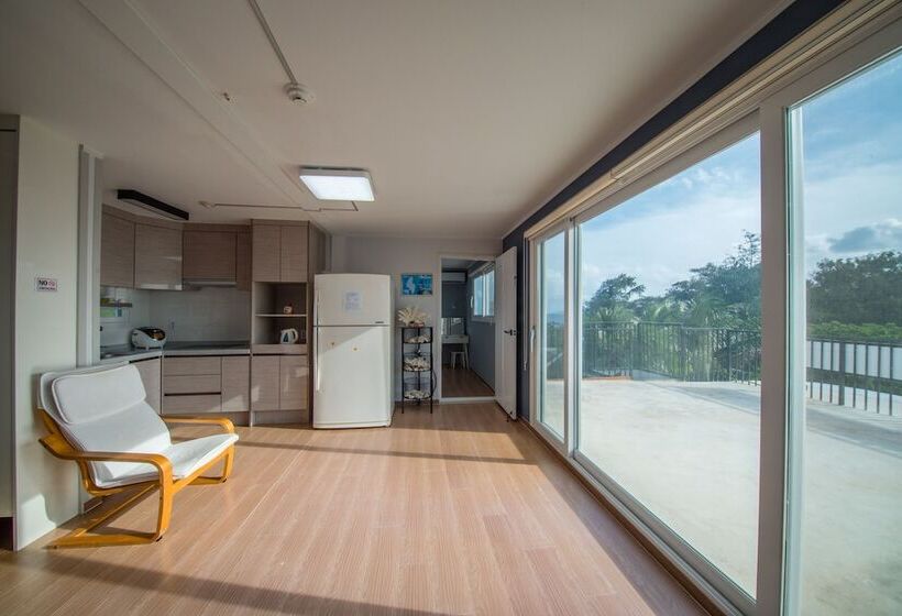 호텔 Tinian Ocean View