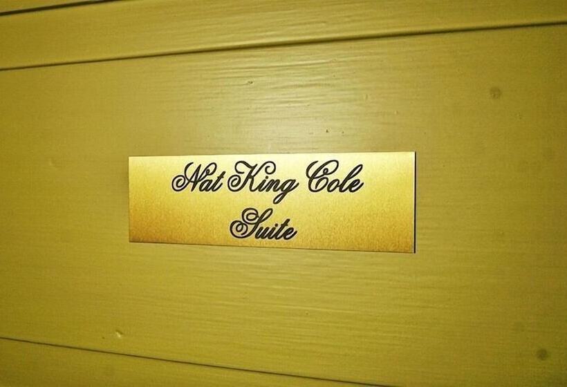 پانسیون Gardensong B&b