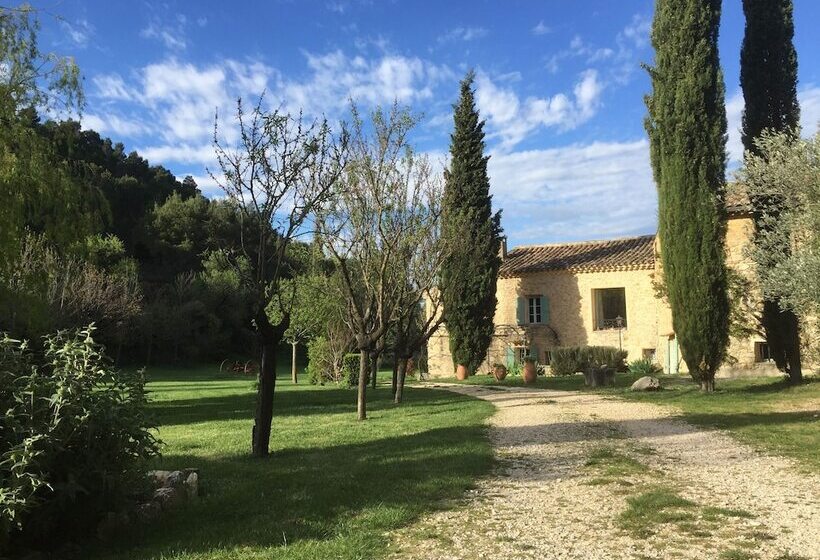 펜션 La Ferme Des Belugues