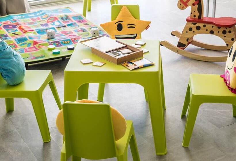 בית מלון כפרי Camping Les Grenettes