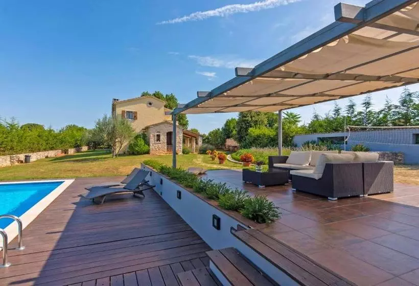 ホテル Haus Istria Moderna