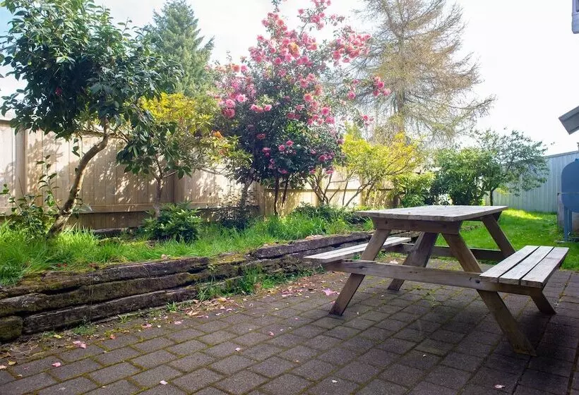 Hotelli Howards Mountain Lodge