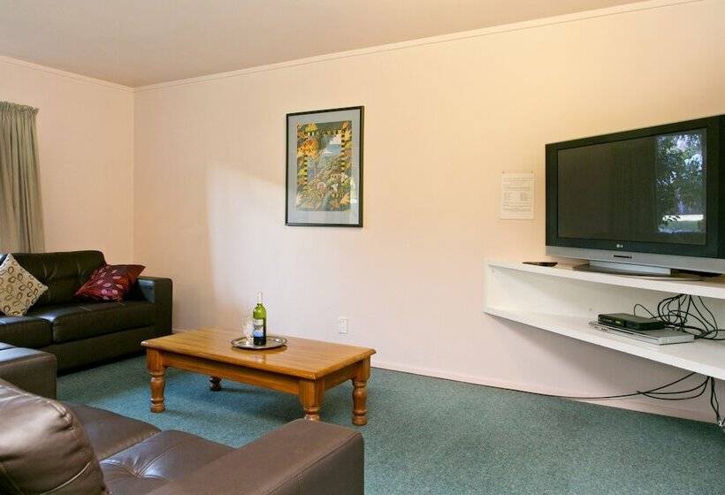 ホテル Howards Mountain Lodge