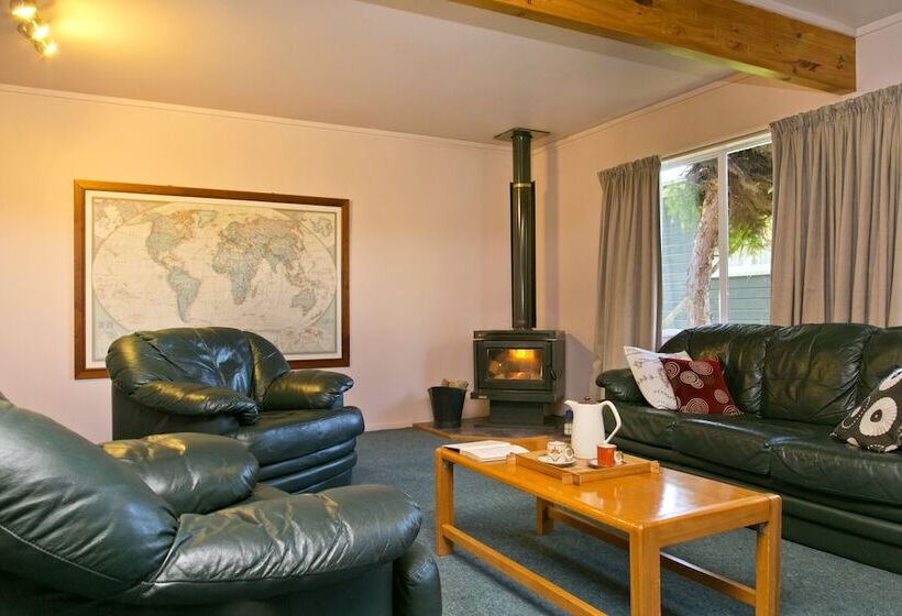 ホテル Howards Mountain Lodge