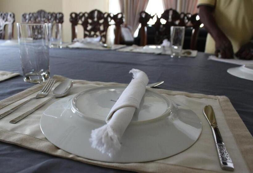 בית מלון כפרי Lady Horton Bungalow