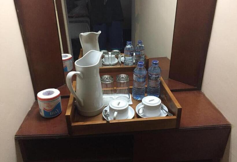 בית מלון כפרי Lady Horton Bungalow