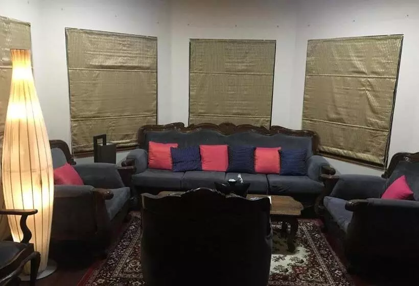 Hotelli Lady Horton Bungalow