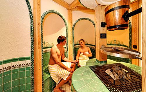 Wellnesshotel Parkschlössl Zu Thyrnau  Adults Only