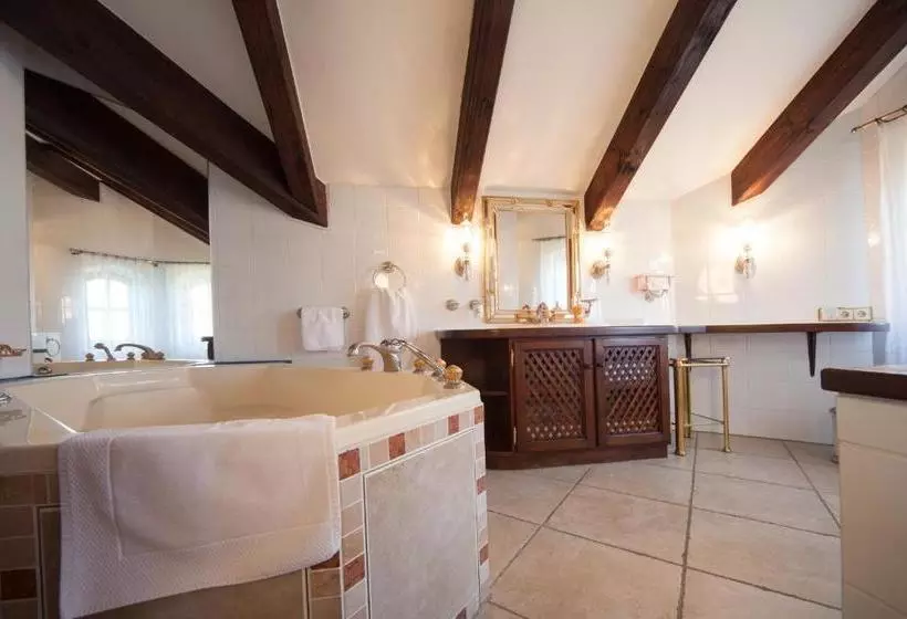 ホテル Romantik Villa