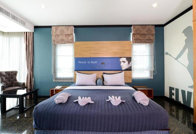 هتل The River Scene