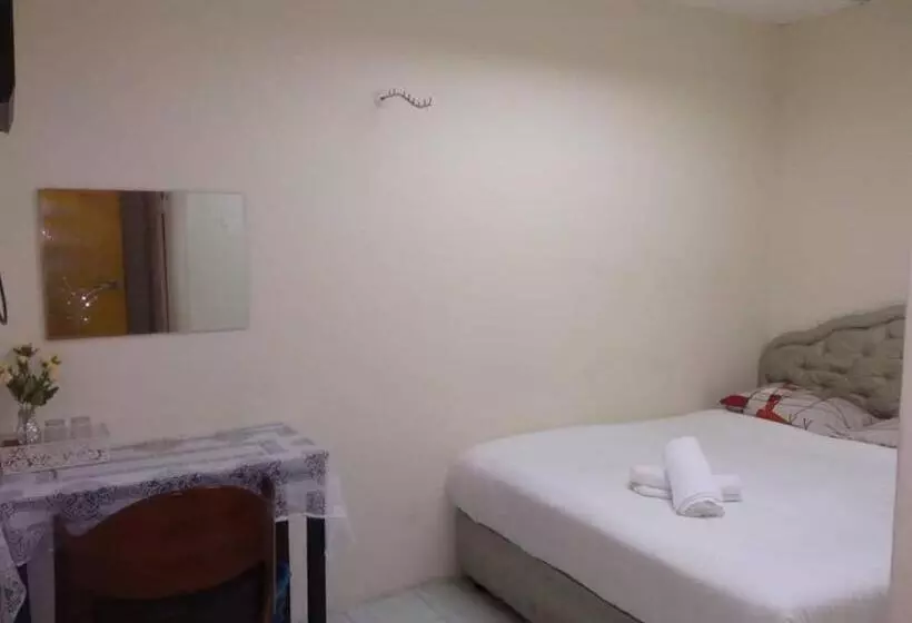 ホテル Tropicanna Pulai Point