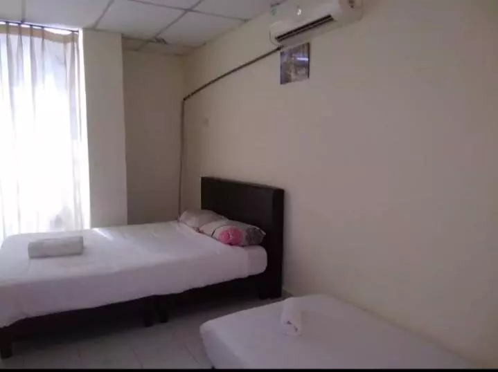ホテル Tropicanna Pulai Point