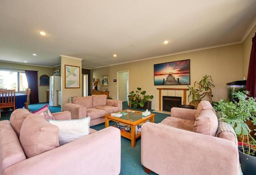 فندق Awatea Country Bed & Breakfast