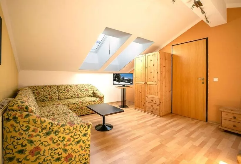 ホテル Das Schütz Am Obertauern