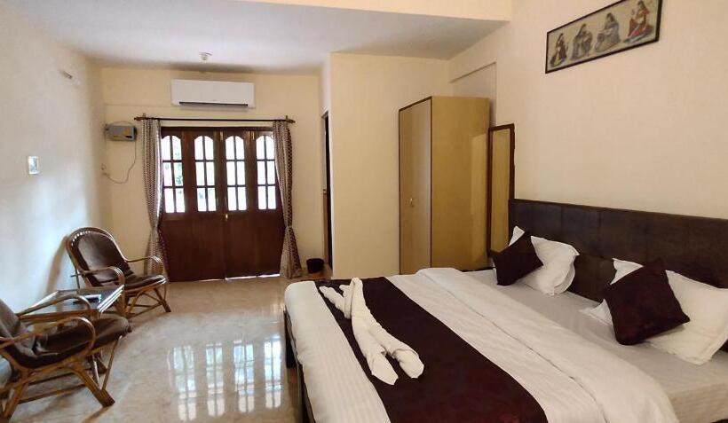 בית מלון כפרי Dom S Inn