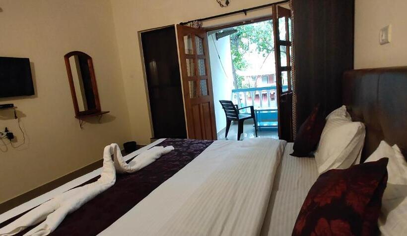 בית מלון כפרי Dom S Inn