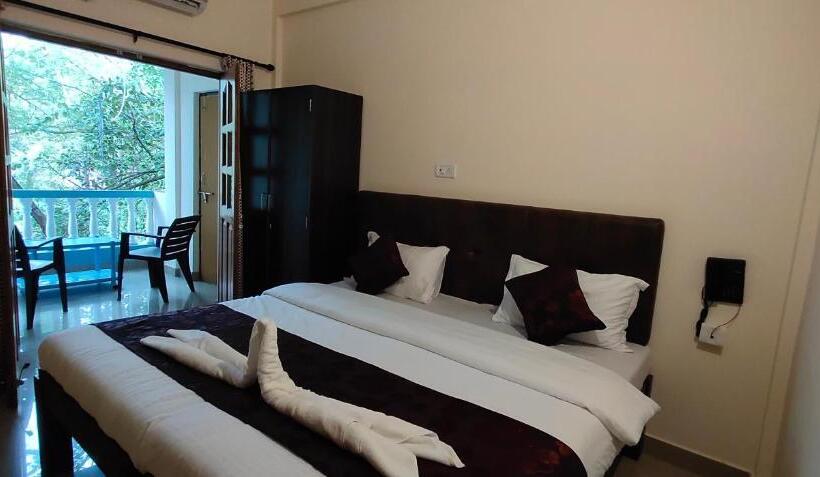 בית מלון כפרי Dom S Inn