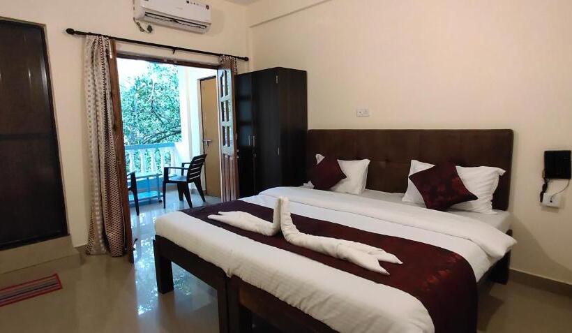 בית מלון כפרי Dom S Inn