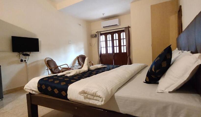 בית מלון כפרי Dom S Inn