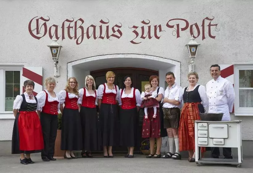 Hotelli Gasthaus Zur Post