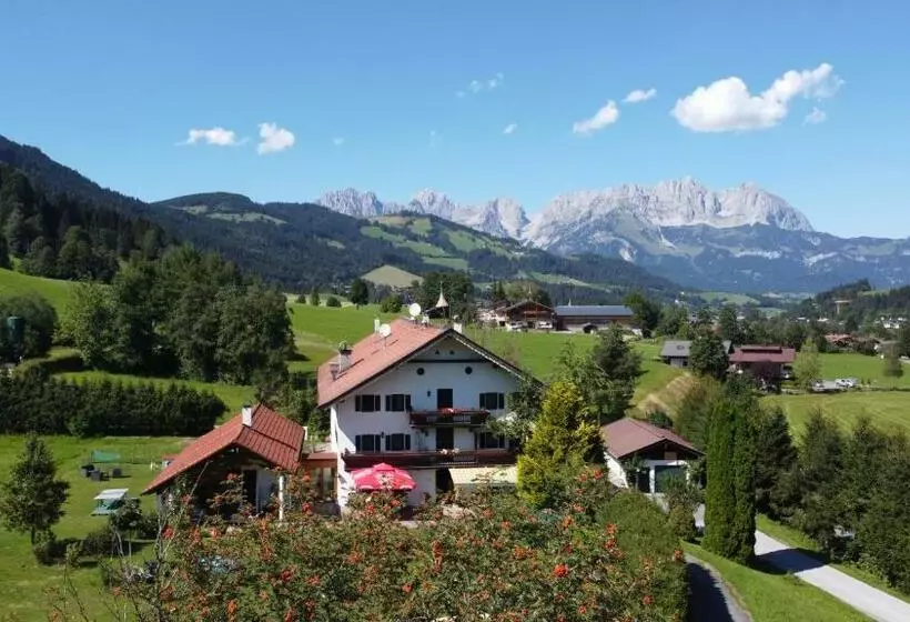 هتل Pension Thainerhof