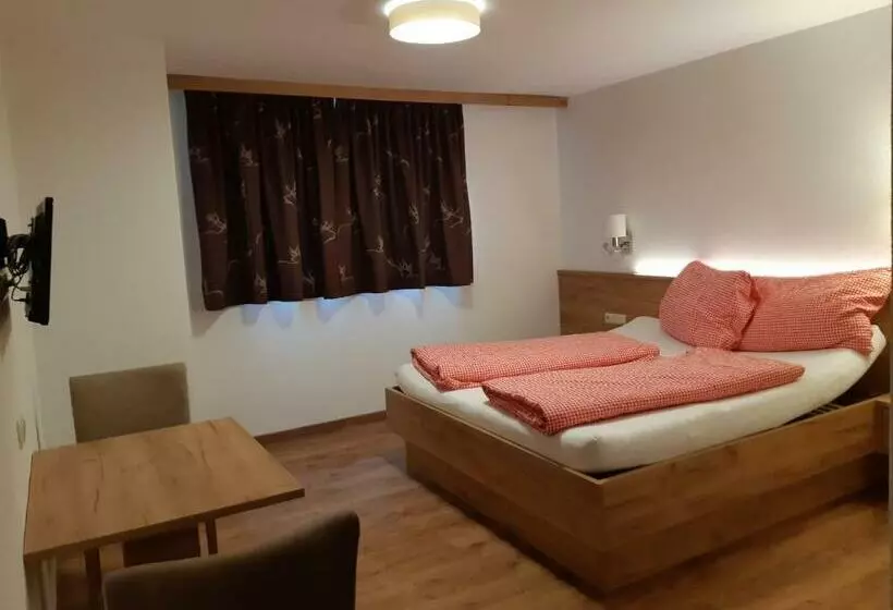 هتل Pension Thainerhof