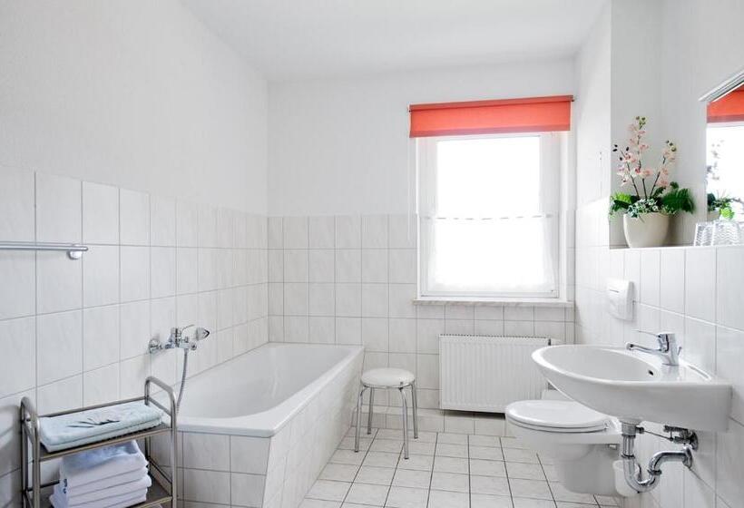 فندق Sportpark Rabenberg