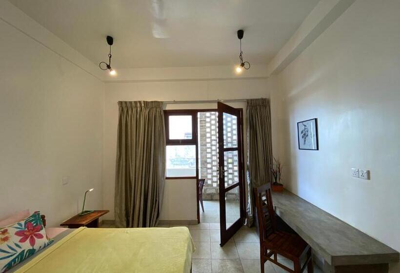 بنسيون Mirage Beach House At Morava Court