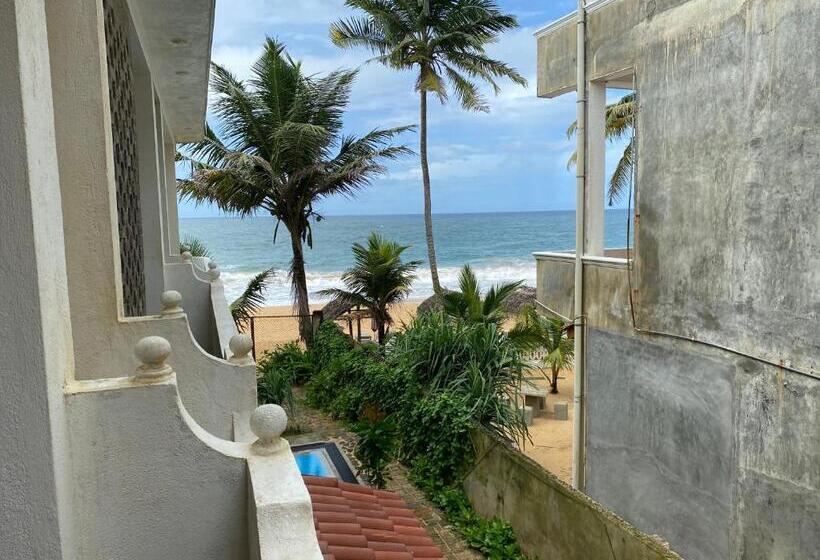 بنسيون Mirage Beach House At Morava Court