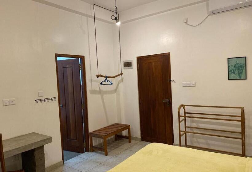 بنسيون Mirage Beach House At Morava Court