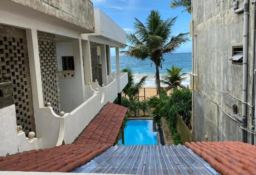 بنسيون Mirage Beach House At Morava Court