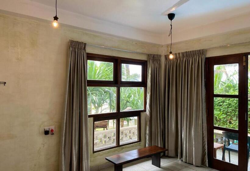 بنسيون Mirage Beach House At Morava Court